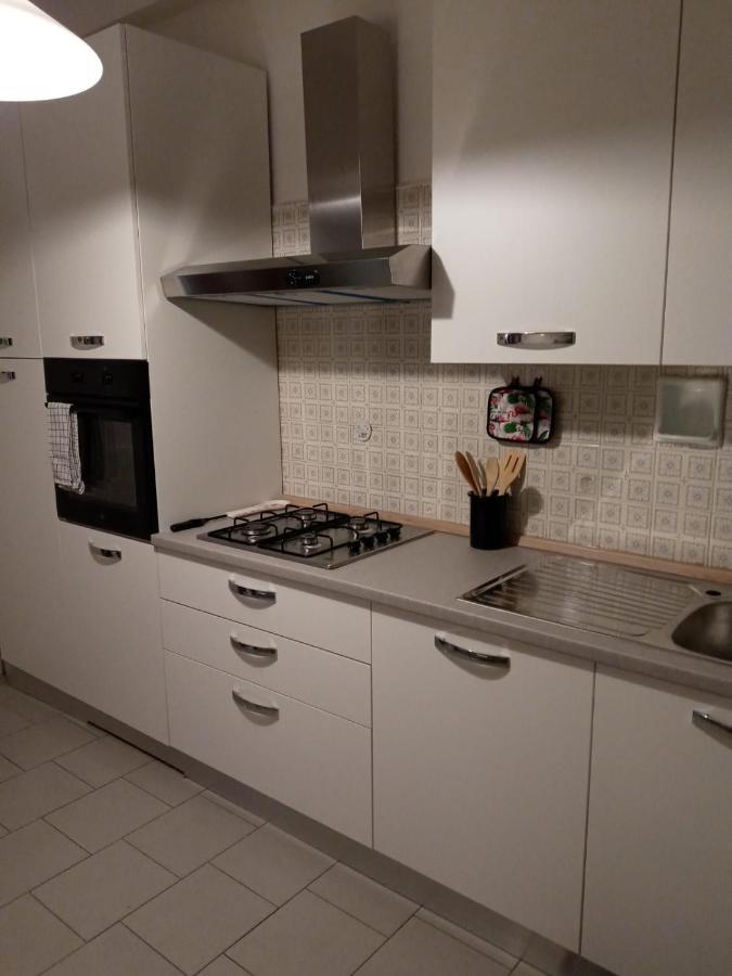 Sara Appartement Fidenza Buitenkant foto