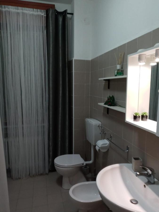 Sara Appartement Fidenza Buitenkant foto