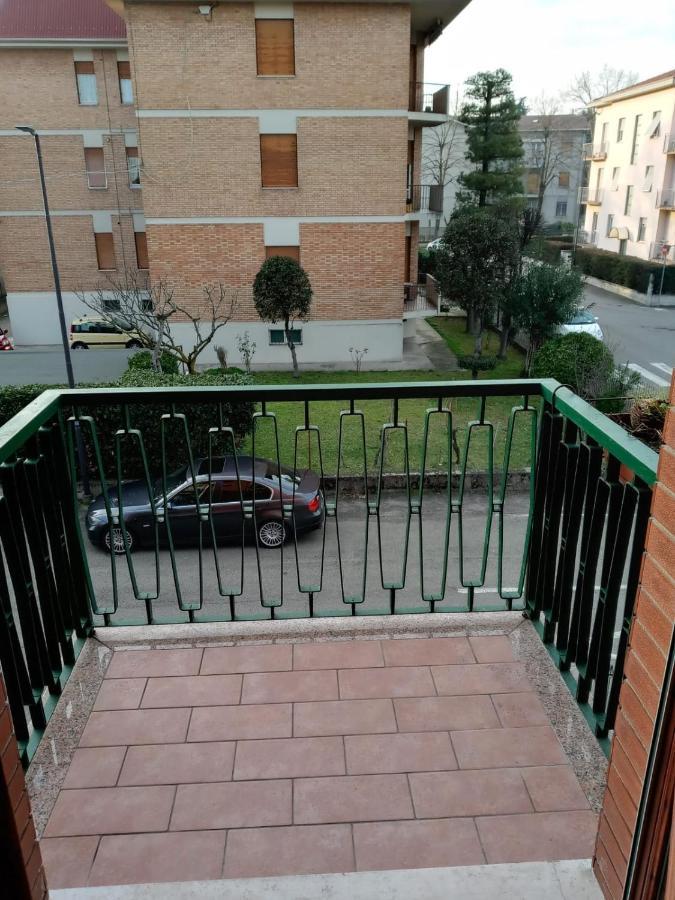 Sara Appartement Fidenza Buitenkant foto