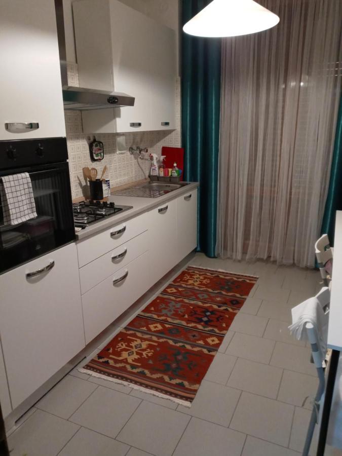 Sara Appartement Fidenza Buitenkant foto