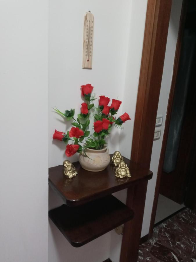 Sara Appartement Fidenza Buitenkant foto